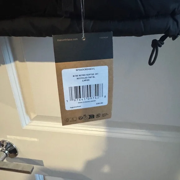 NWT North Face Retro Nuptse Jacket with Packable Hood (rolled under collar) - Picture 4 of 7